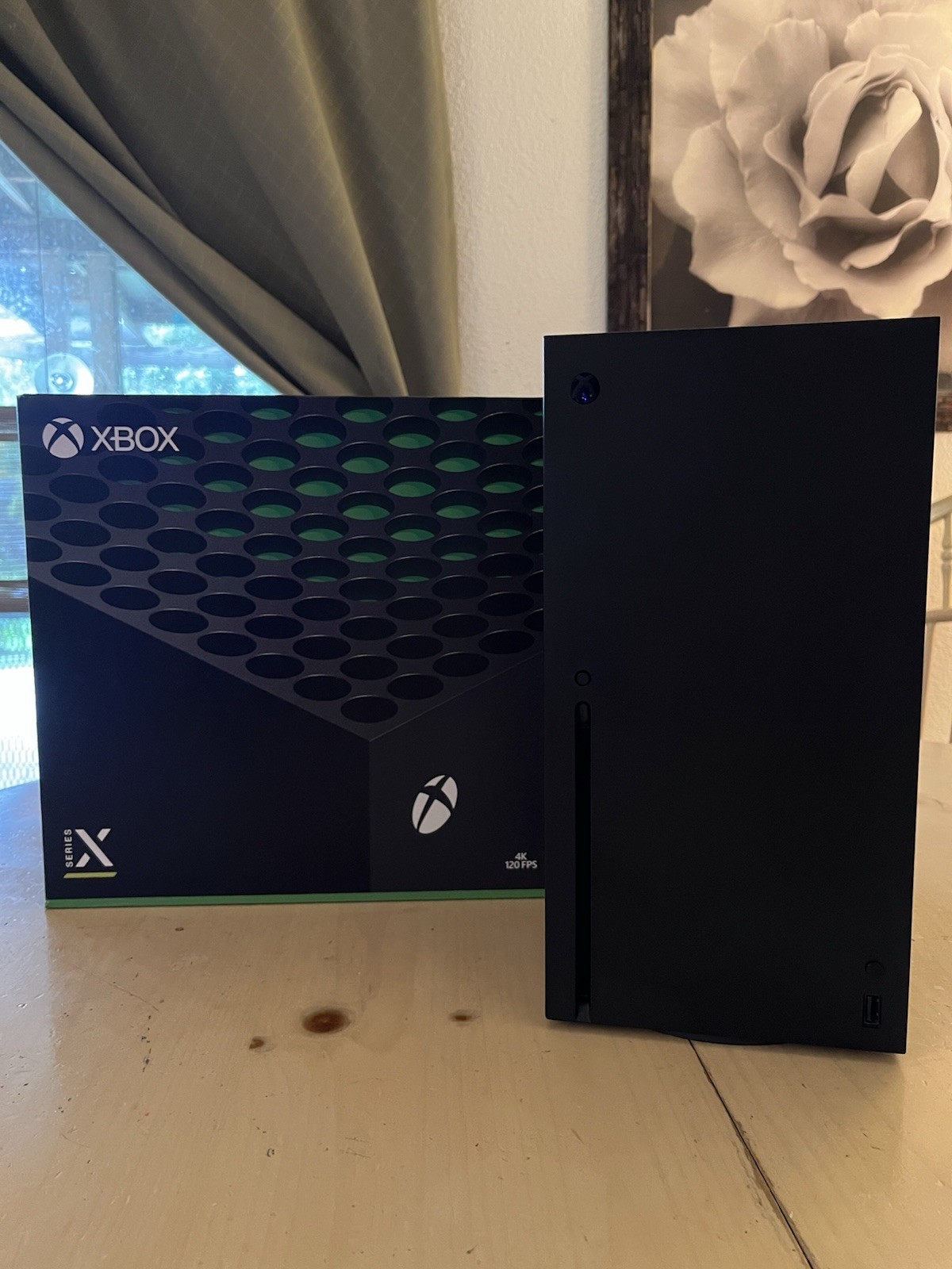 Xbox Series X – 1TB – Controller Not Included – Comes With Box