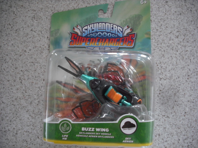 SKYLANDERS SUPERCHARGERS SKYLANDER BUZZ WING INTERACTIVE FIGURE