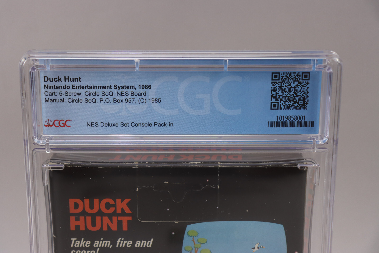 Duck Hunt Nintendo NES 1986 CIB Complete in Box w/Manual CGC Graded 8.0 9.4 Cart