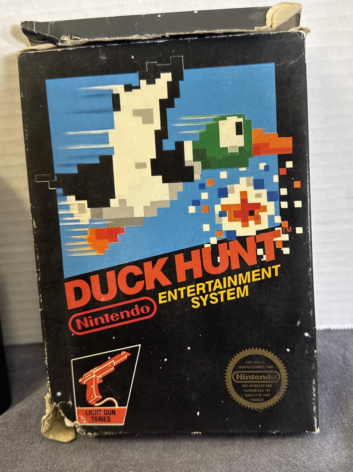 Duck Hunt (Nintendo NES, 1985) IN BOX (MISSING MANUAL) W/ Gray Zapper