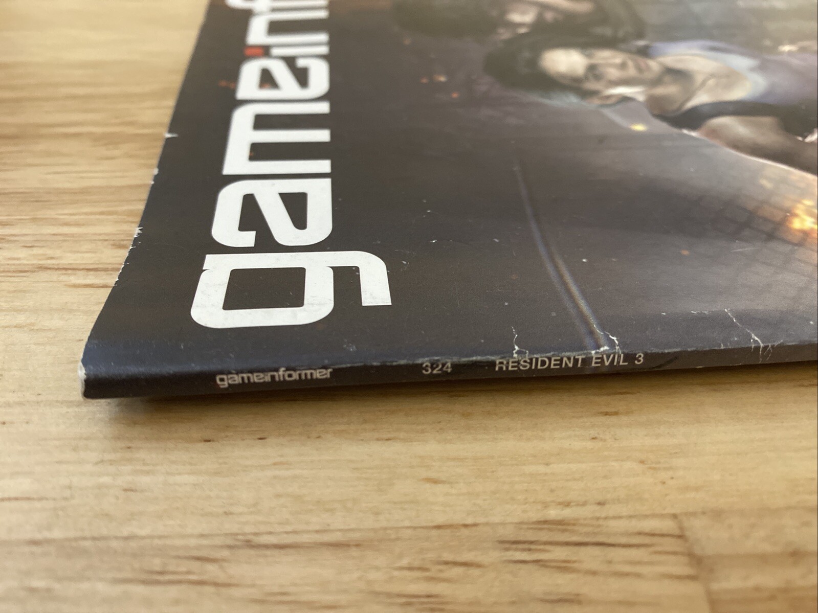 Game Informer #324 April 2020 Resident Evil 3 Persona Waistland Minecraft Kinai
