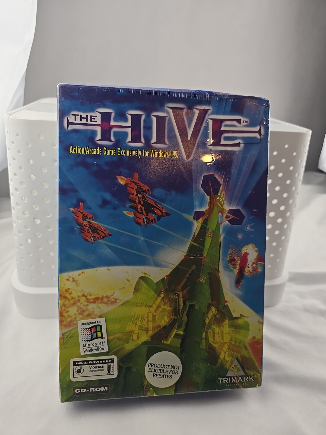 The Hive Action Arcade Game For Microsoft Windows 95 CD-ROM New Sealed