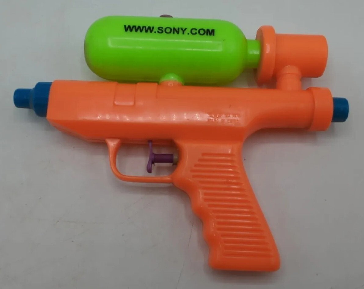 Sony Playstation Water Squirt Gun PROMO Orange Green Vintage Video Game Company
