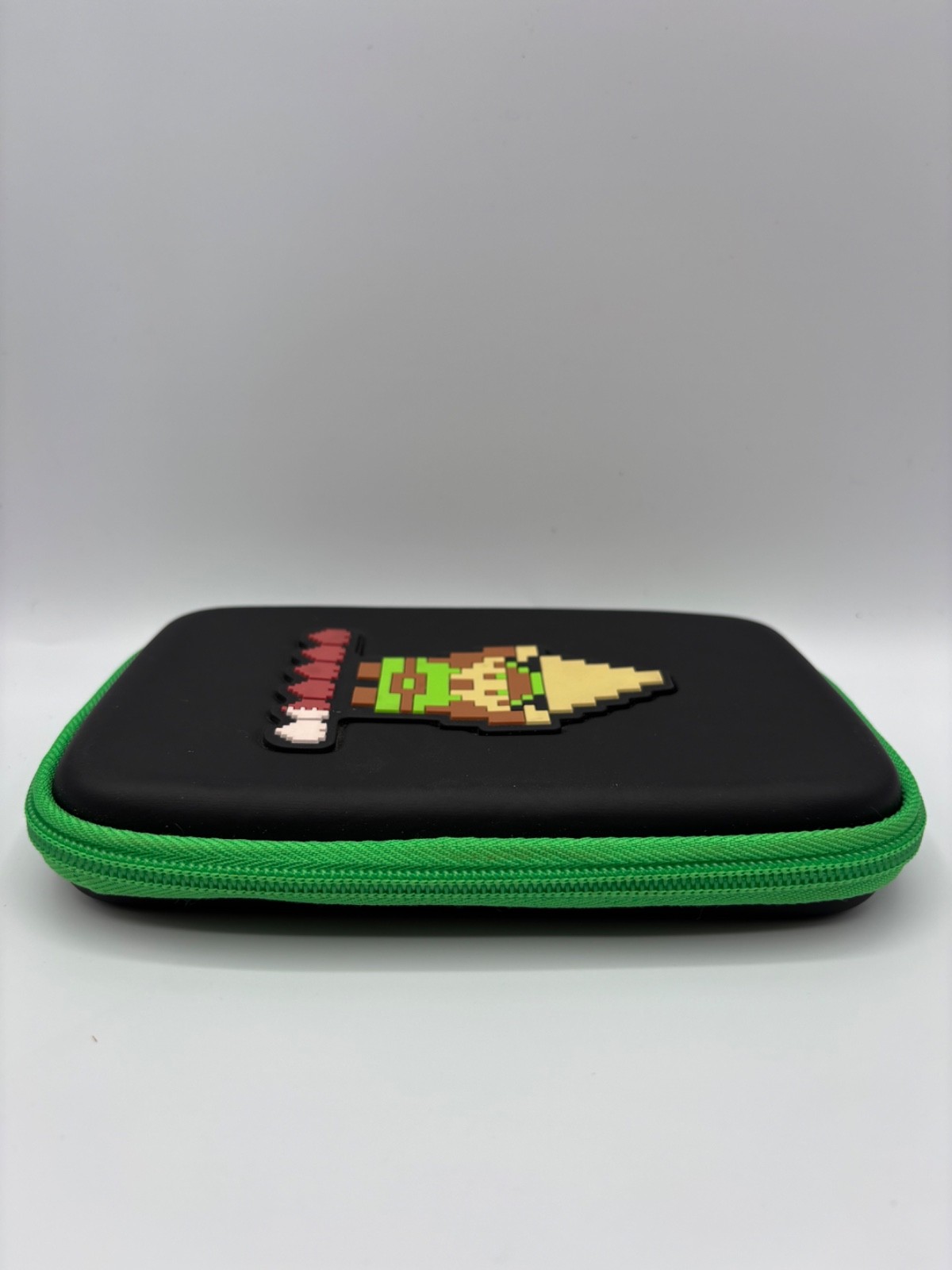 The Legend of Zelda 8bit Nintendo 3DS/3DS XL HORI Carrying Case