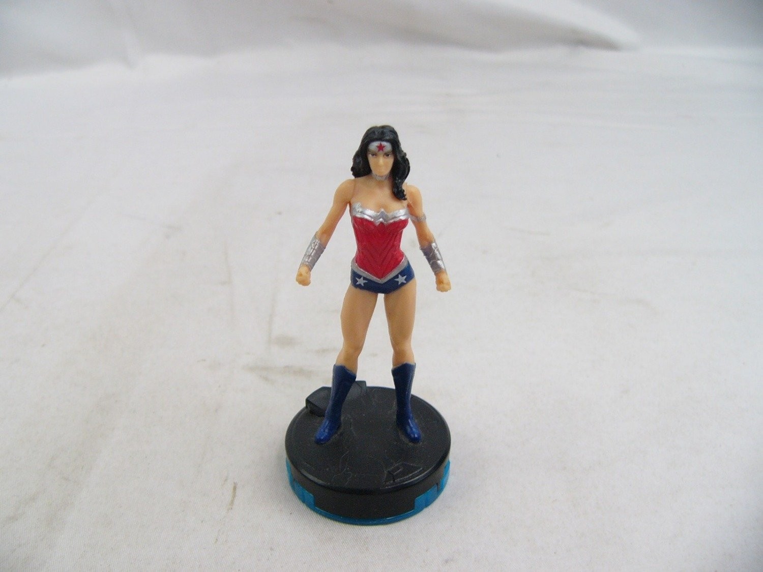 Like New Jakks Pacific Hero Portal DC Wonder Woman Figurine