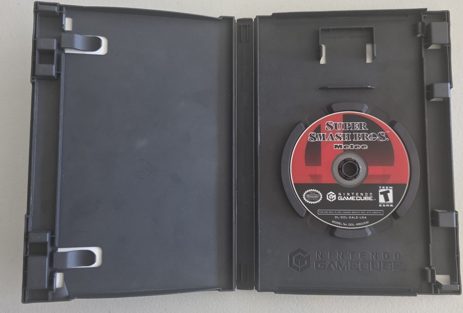 READ! Super Smash Bros. Melee 2001 for Nintendo GameCube, Case & Disc ONLY