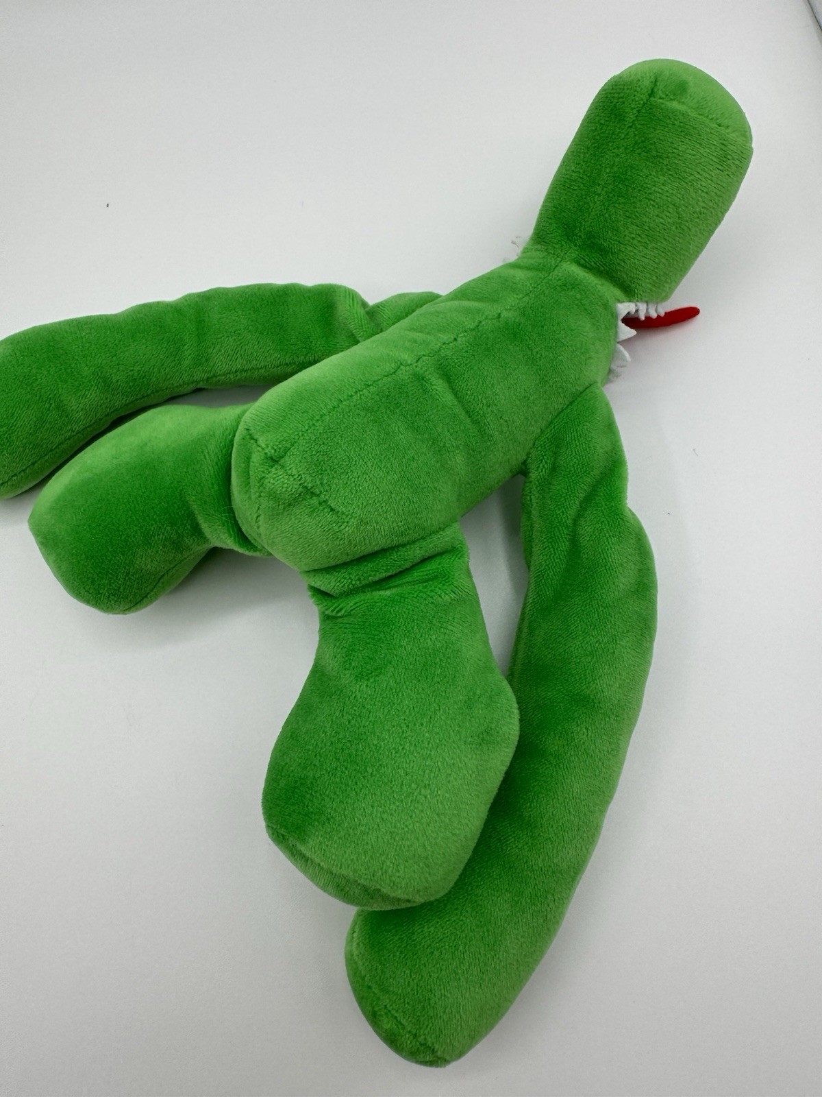 Lot Of 2 Rainbow Friends Green 8″ Plush Stuffed Toy NO TAG & DAMAGE