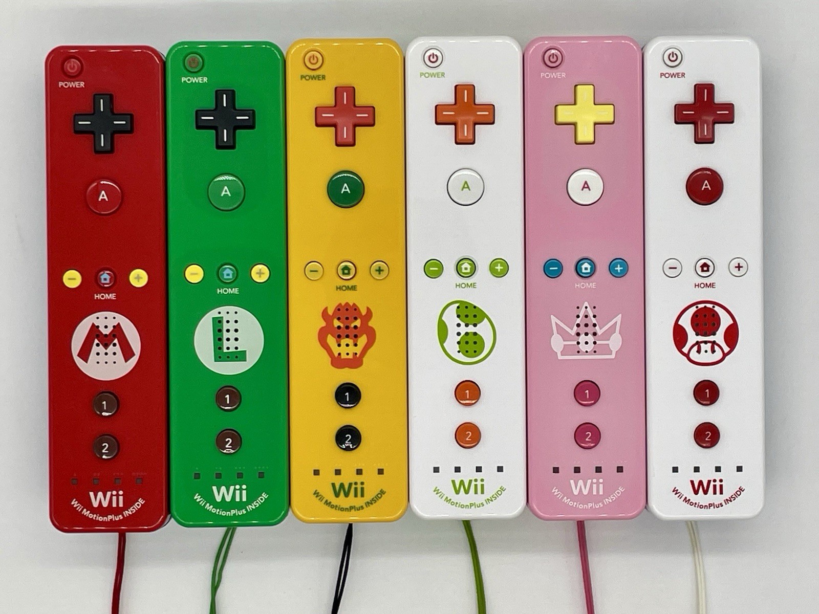 Nintendo Wii Remote Motion Plus Controller Mario Luigi Toad Peach Yossi Bowser