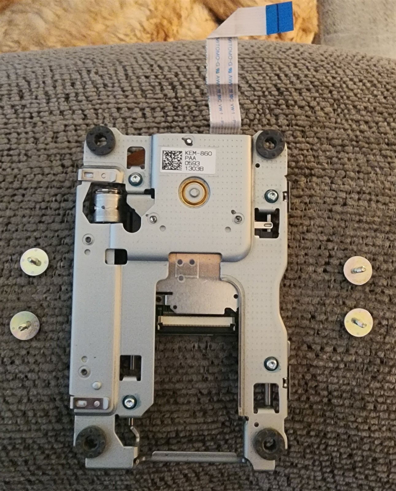 Genuine Playstation 4 PS4 Optical Drive Laser Head Assembly KEM-860 W Screws