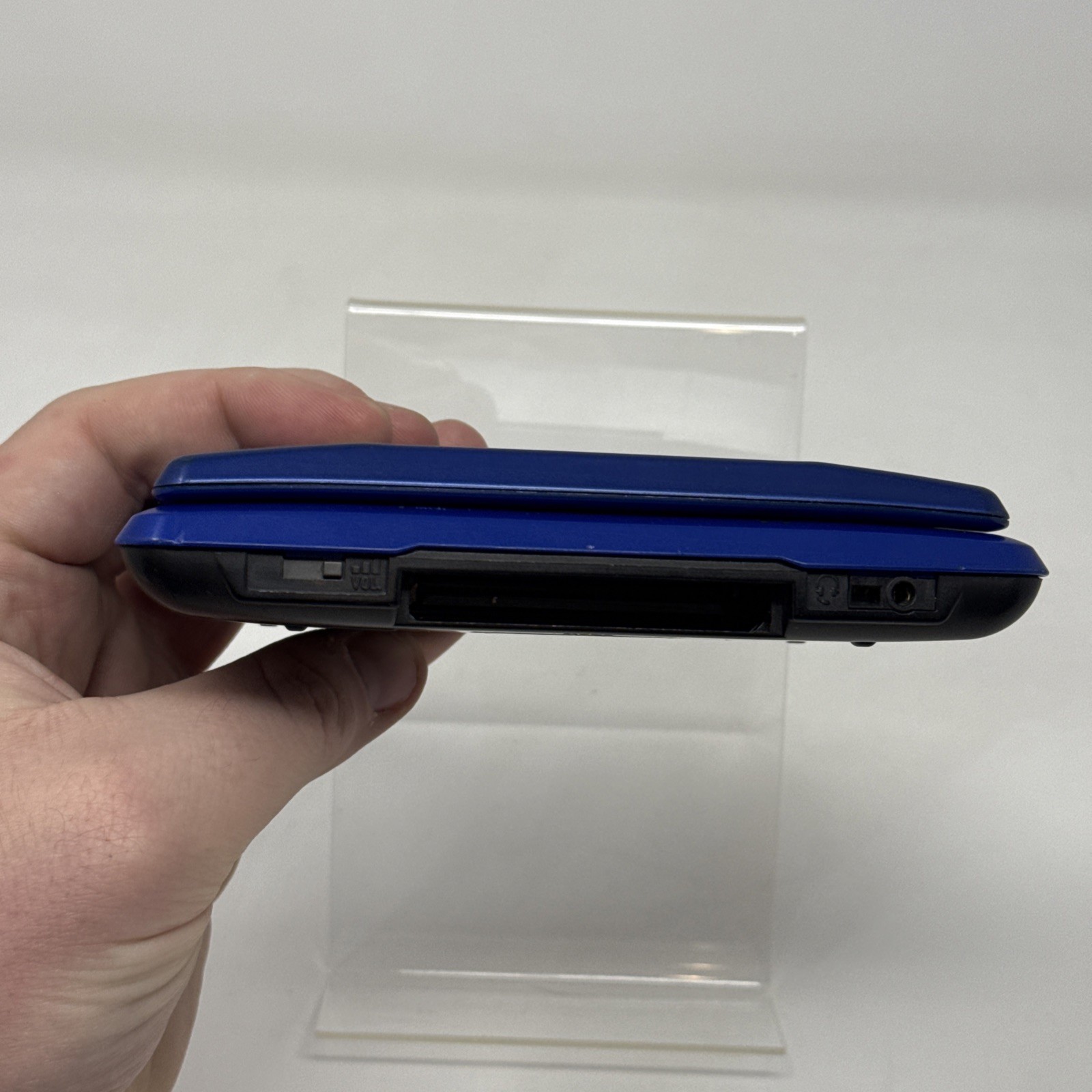 Nintendo DS Blue NTR-001 Handheld System Console (No Stylus or Charger) Tested
