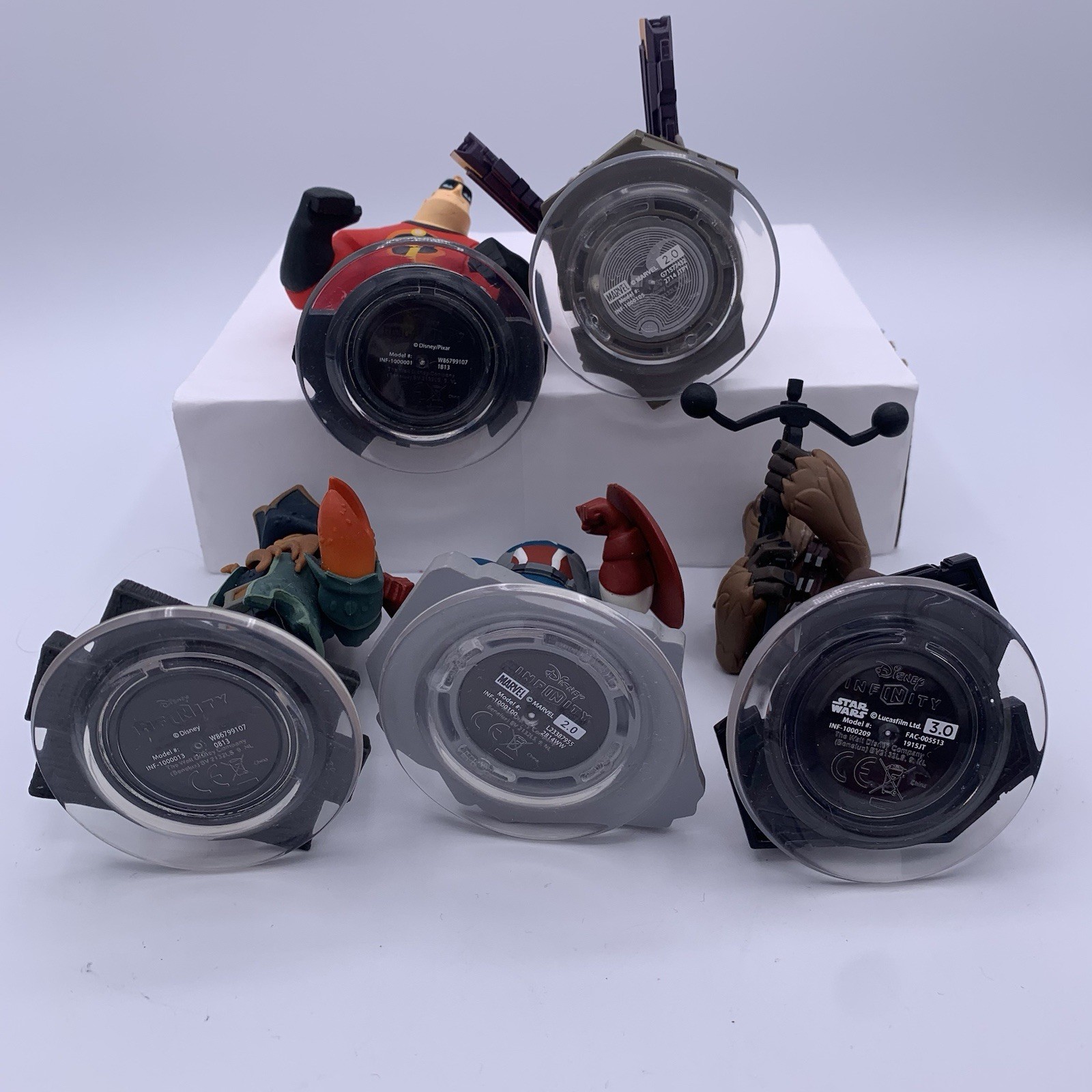Disney Infinity (Mixed Lot of 5) 1.0 & 2.0 3.0 Action Figures Marvel Pirates