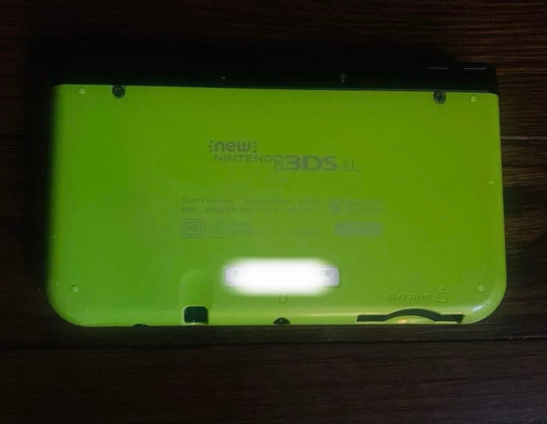 Tested and Working Nintendo New 3DSLL Lime Green Console with charger