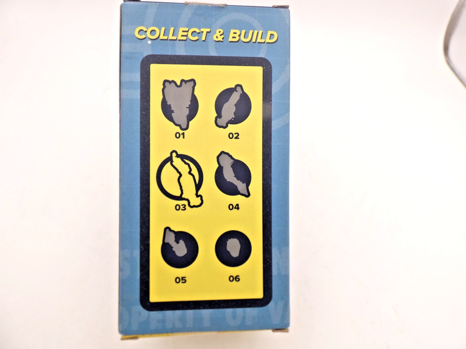 NEW Fallout Crate Build-A-Figure Liberty Prime – Left Leg (3 of 6)