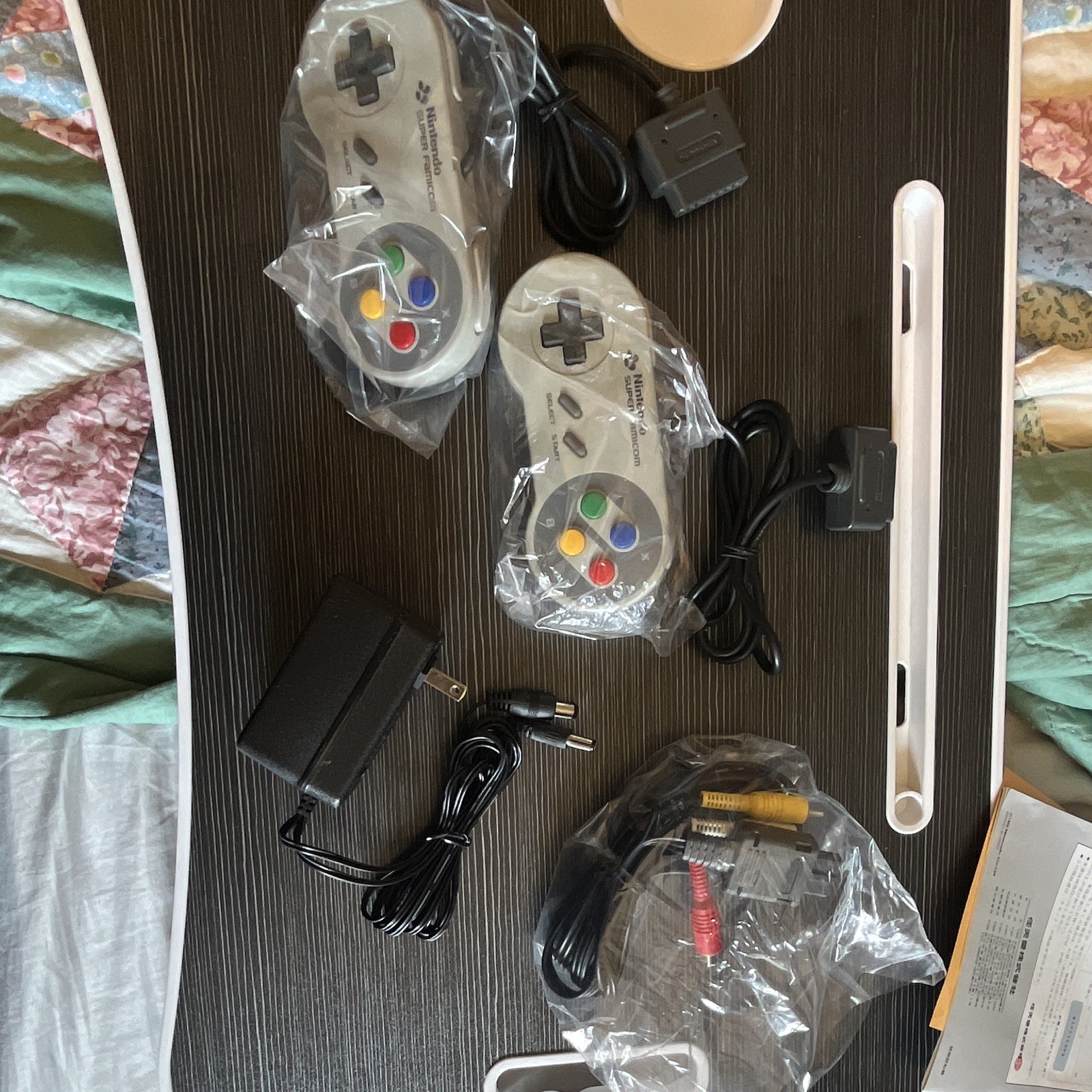 Nintendo Super Famicom SHVC-001 NTSC-J Console w/ 2 Controllers Box Manual