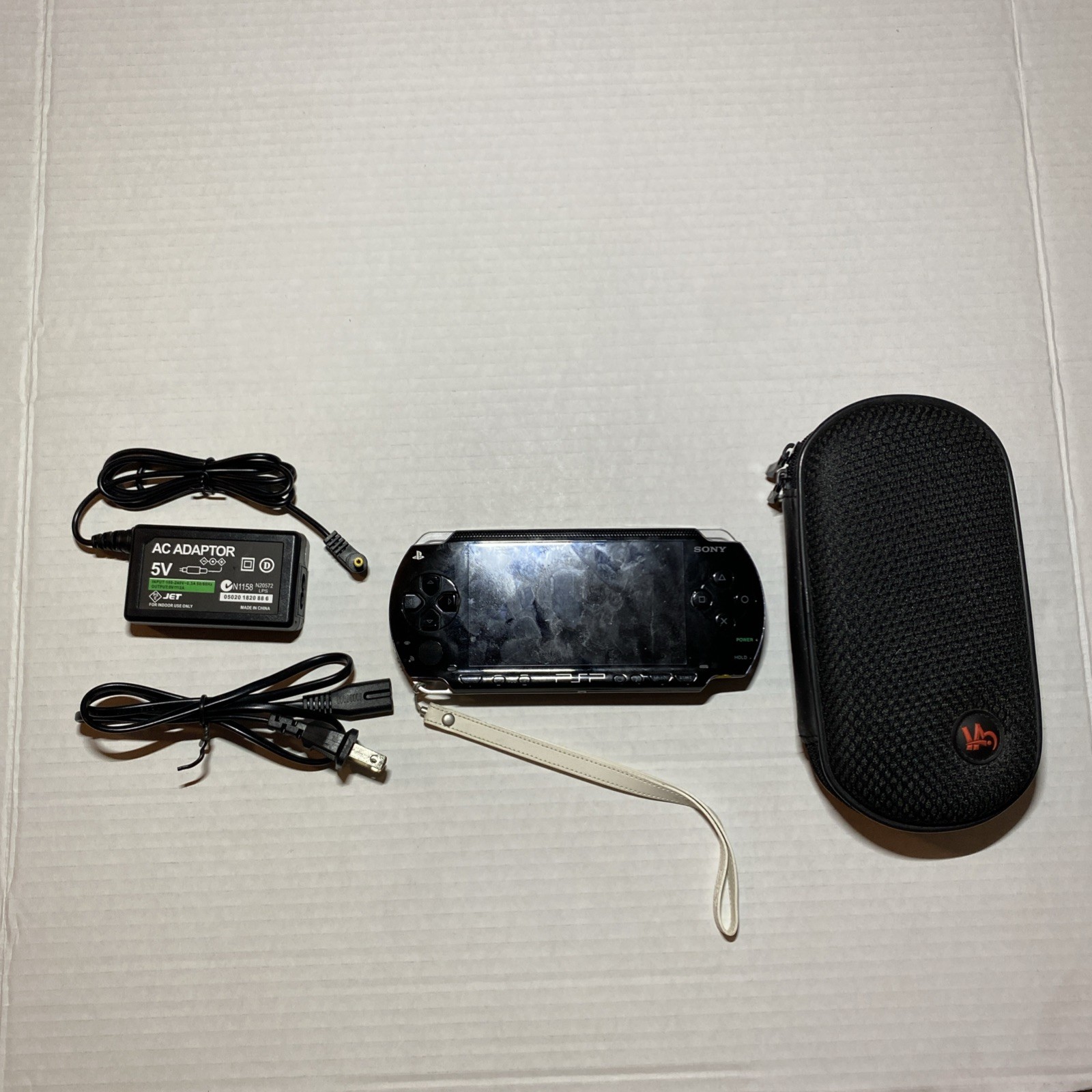 Sony PSP 1001 Black Console & Battery, Comes With Charger & Case Tested.