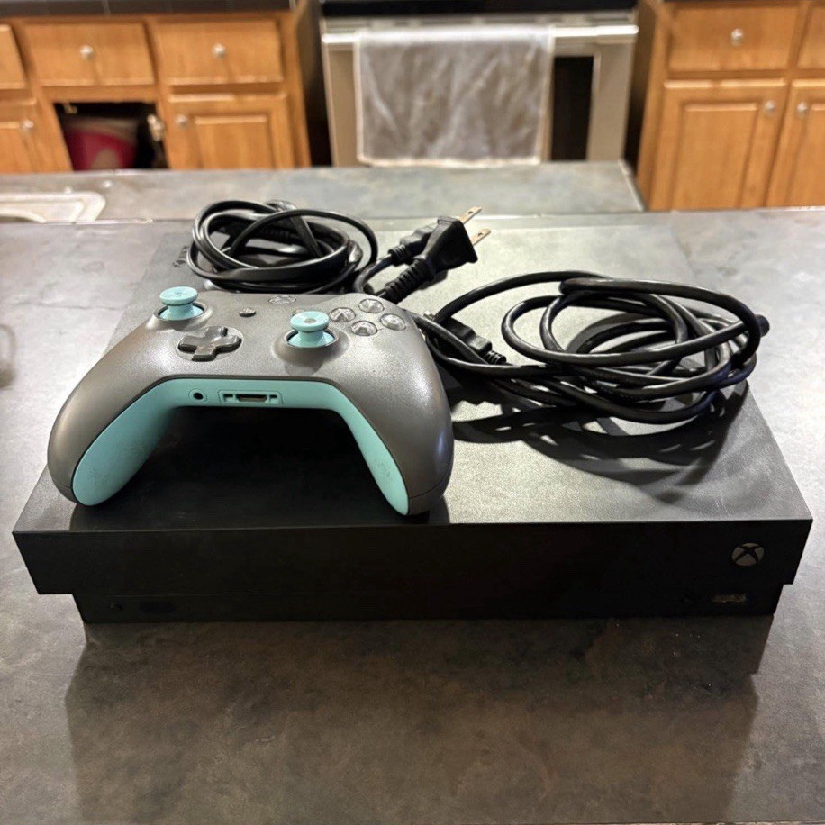 Microsoft Xbox One X Black 1TB 4K UHD Console w/ Wireless Controller HDMI Power