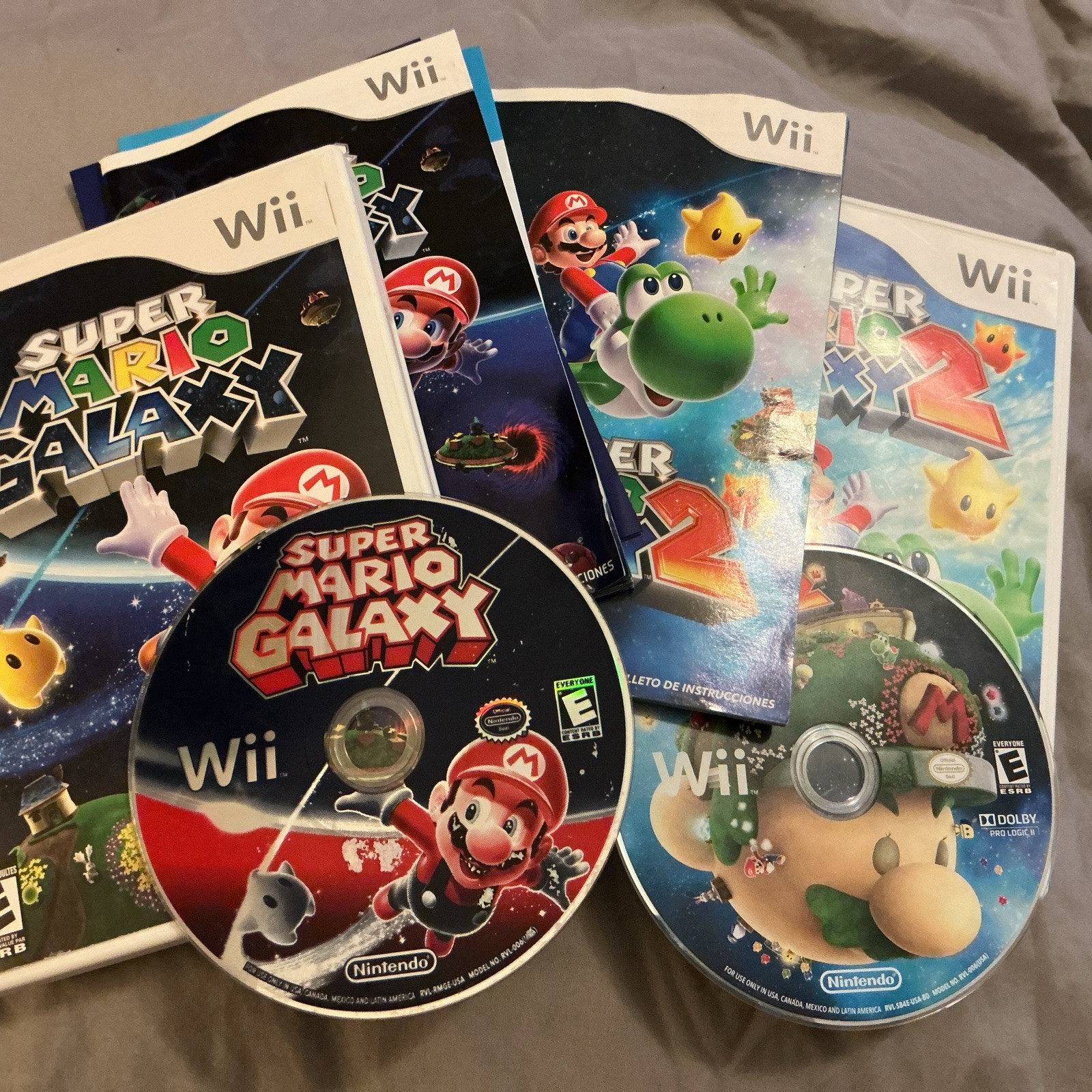 Nintendo Wii Super Mario Galaxy 1 and 2 Bundle with Manual and Inserts Tested