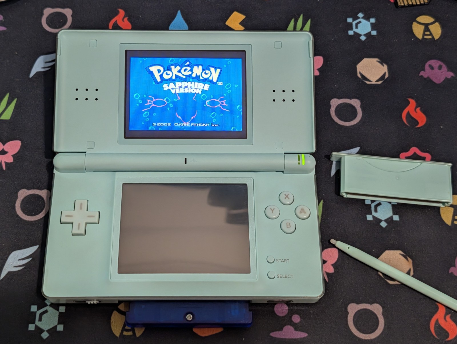 Nintendo DS Lite Teal Blue w/Charger – Tested & Working – A067