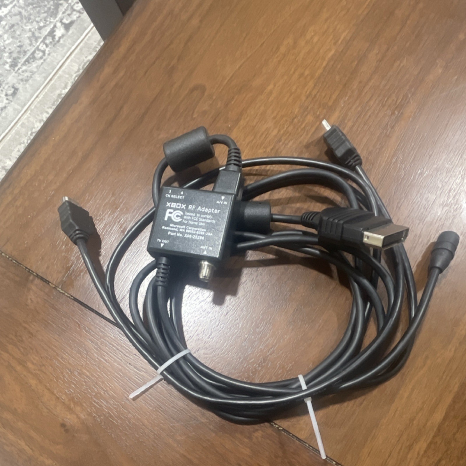 Microsoft Xbox RF Adapter Cable X08-25286 6ft Black Wired Console Accessory