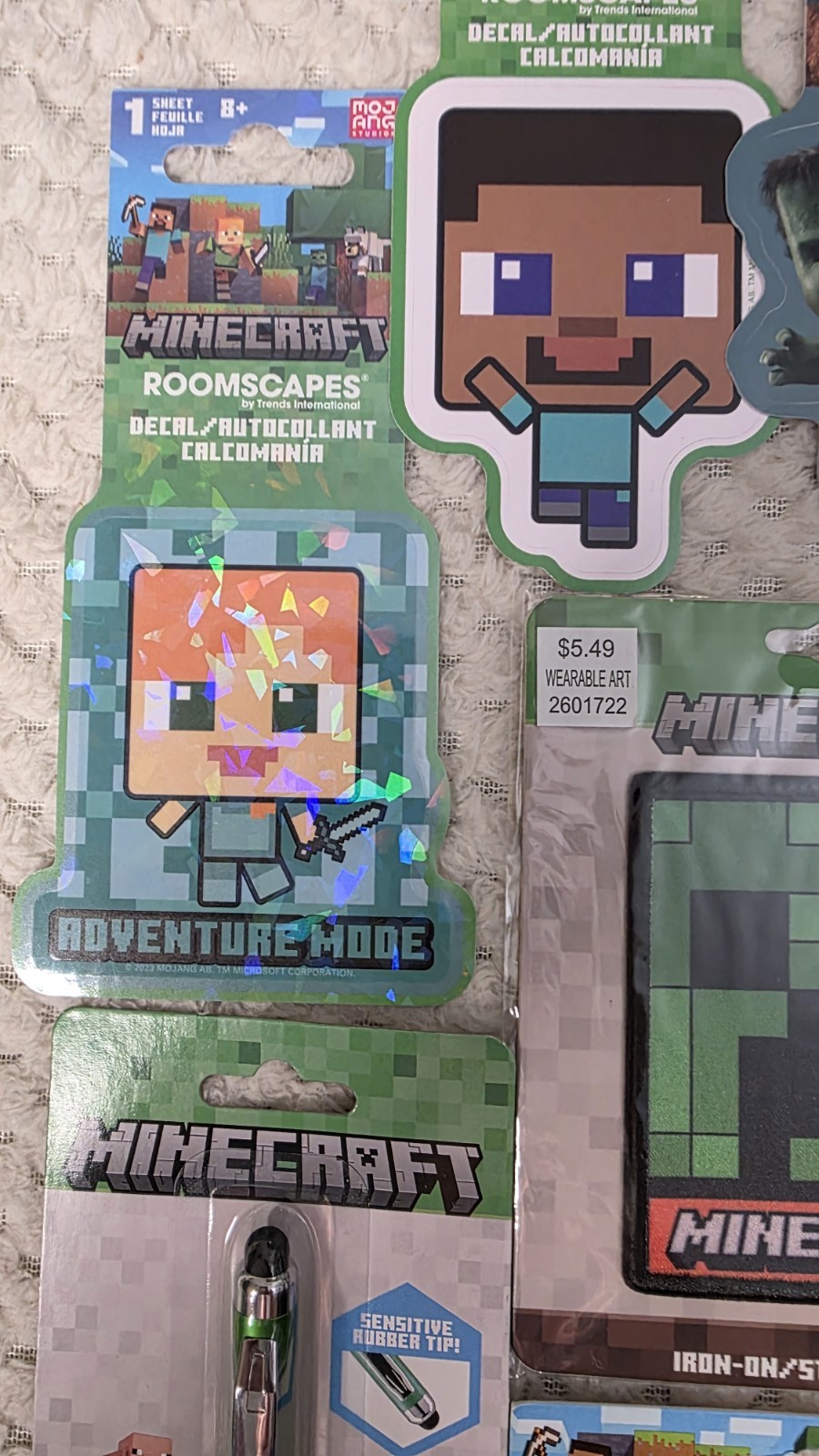Minecraft HUGE NEW LOT 10pc Pins Stylus Pen Creeper Pen Stickers Iron-On Patch