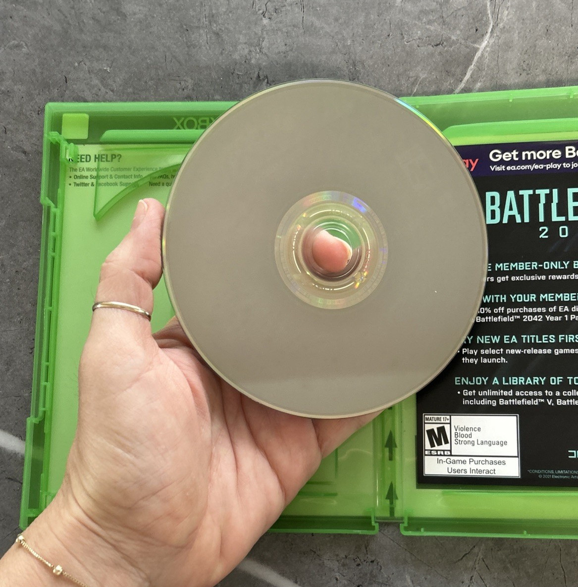 Battlefield 2042 | CIB Complete | Xbox Series X/S | Fast shipping!
