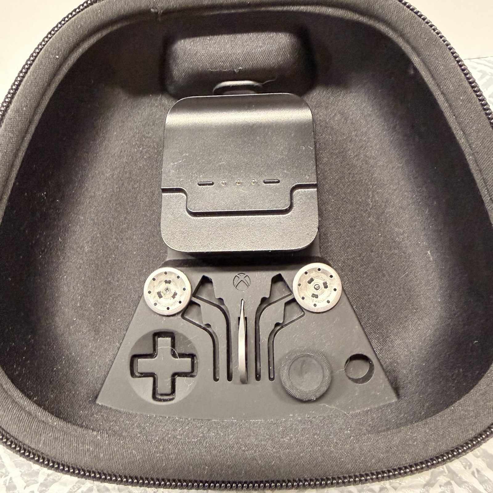 Xbox Elite Series 2 Core Controller White – Fully Working, Grip Wear w/ Case