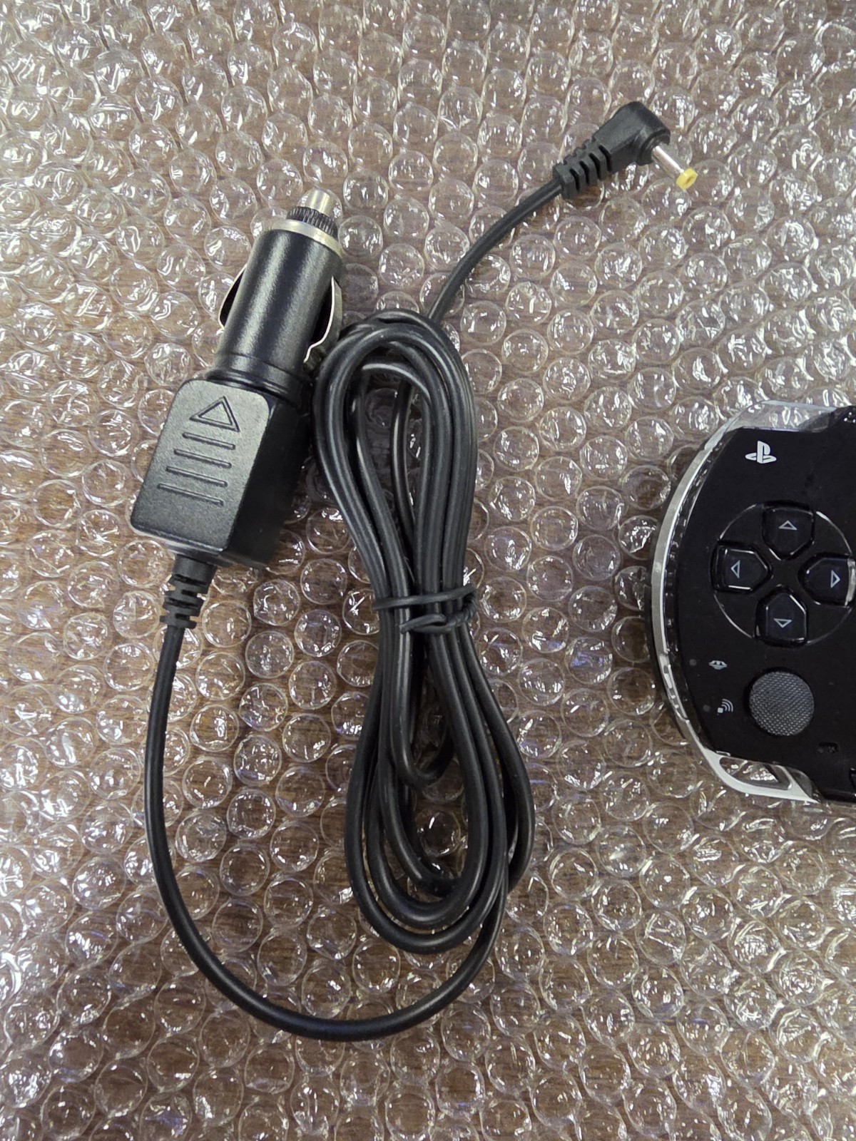 Sony PlayStation Portable Black PSP-1000 Handheld System Tested And Working