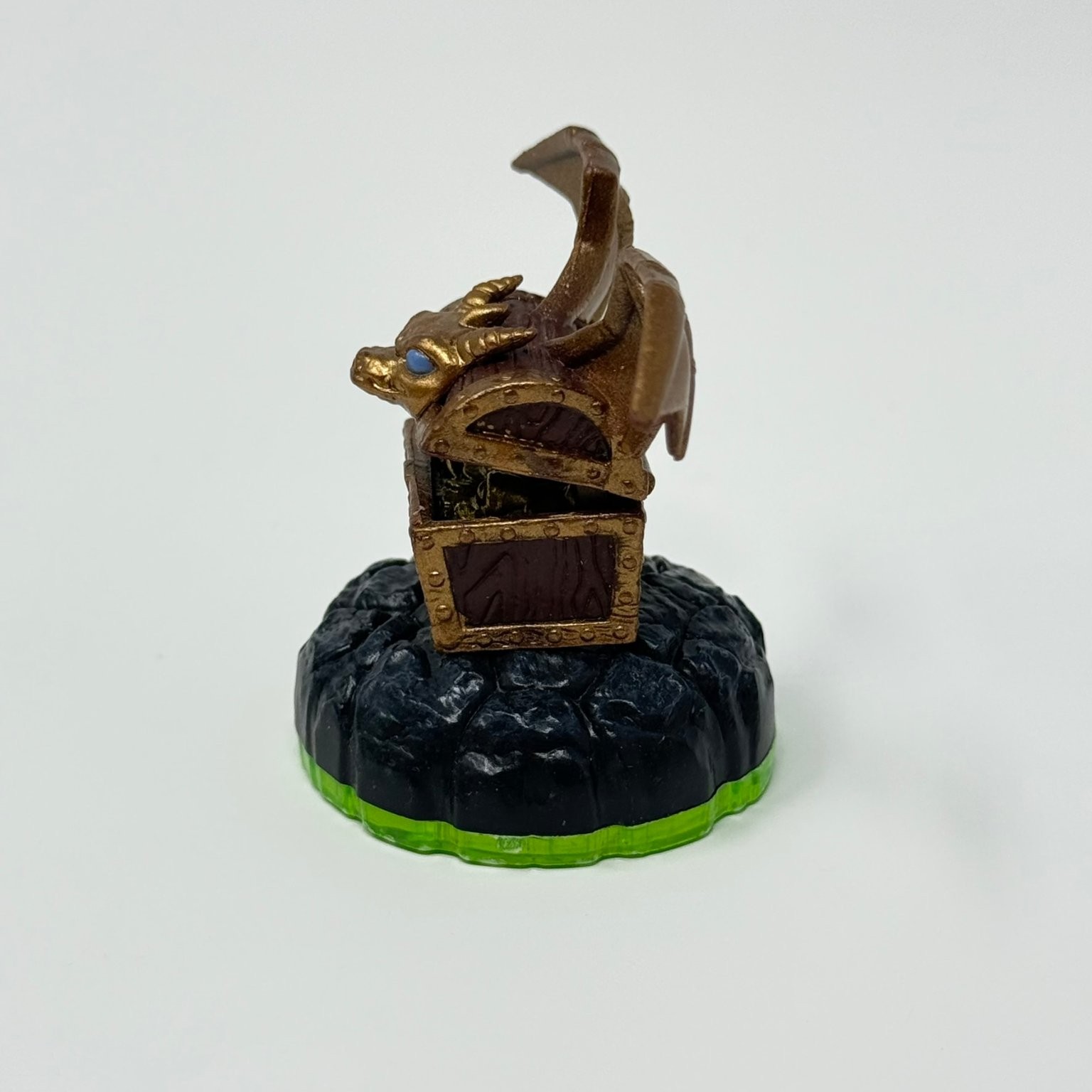 Activision Skylanders Spryo’s Adventure Hidden Treasure Chest Magic Item