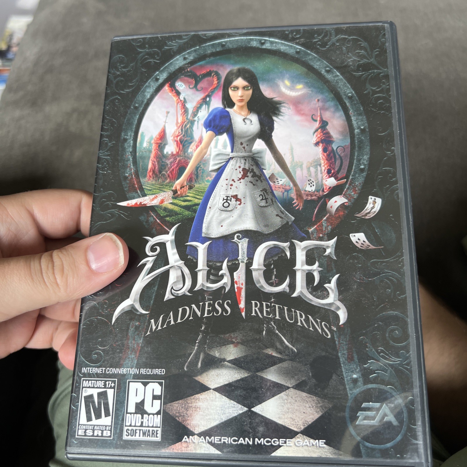 Alice Madness Returns PC Action Adventure Game + Manual Included
