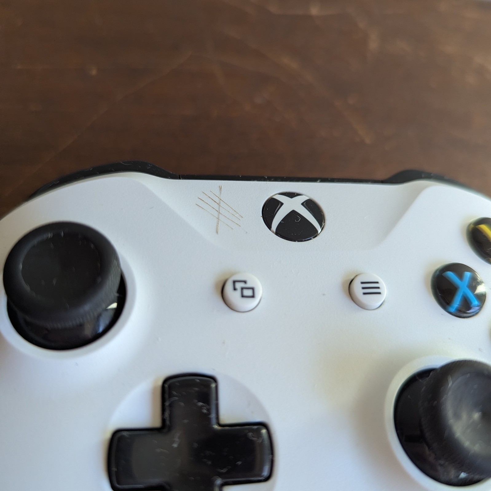 Microsoft Xbox One S 1TB White Gaming Console with Cords & Wireless Controller