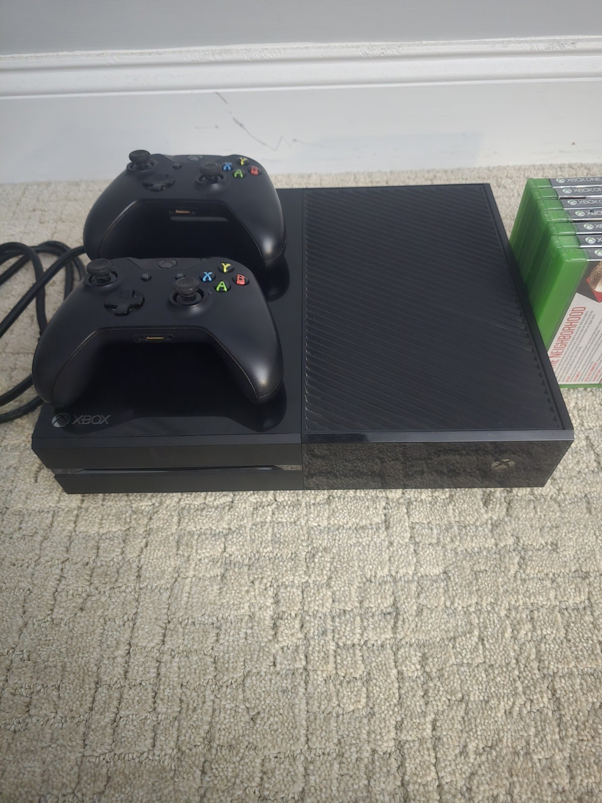 Xbox One Model 1540 Console, 2 Controllers, 7 Games Bundle. Call Of Duty, Nba2k