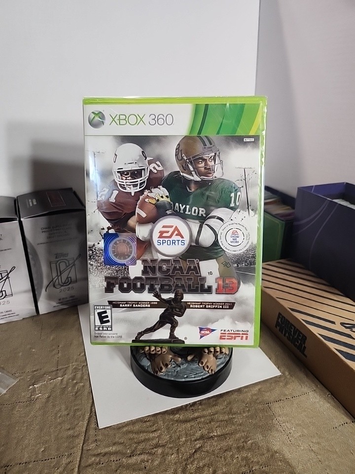 Microsoft Xbox 360 NCAA Football 13 Brand New Factory Sealed