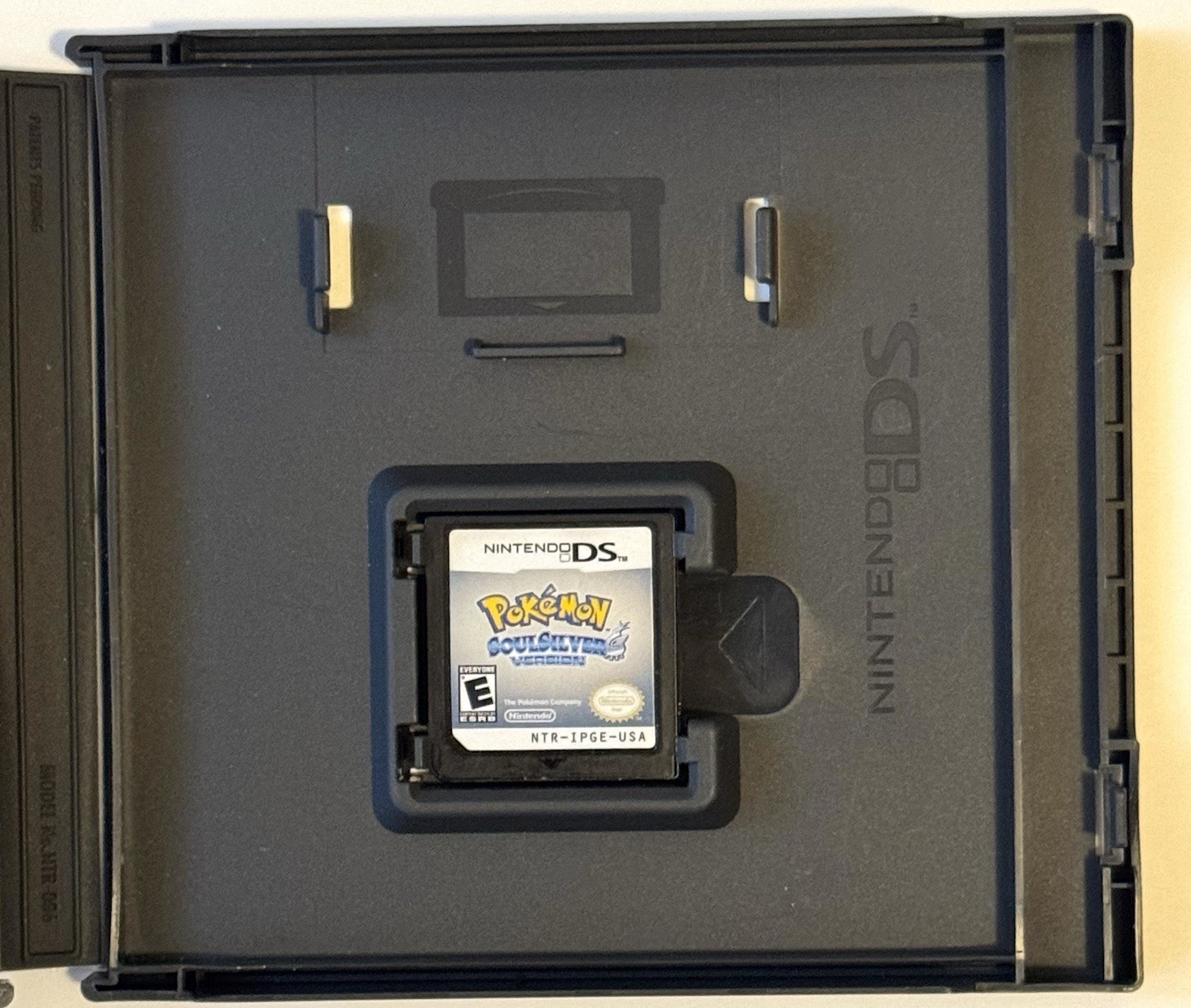 Pokemon Soul silver Nintendo DS Game Cartridge And Case, No Manual