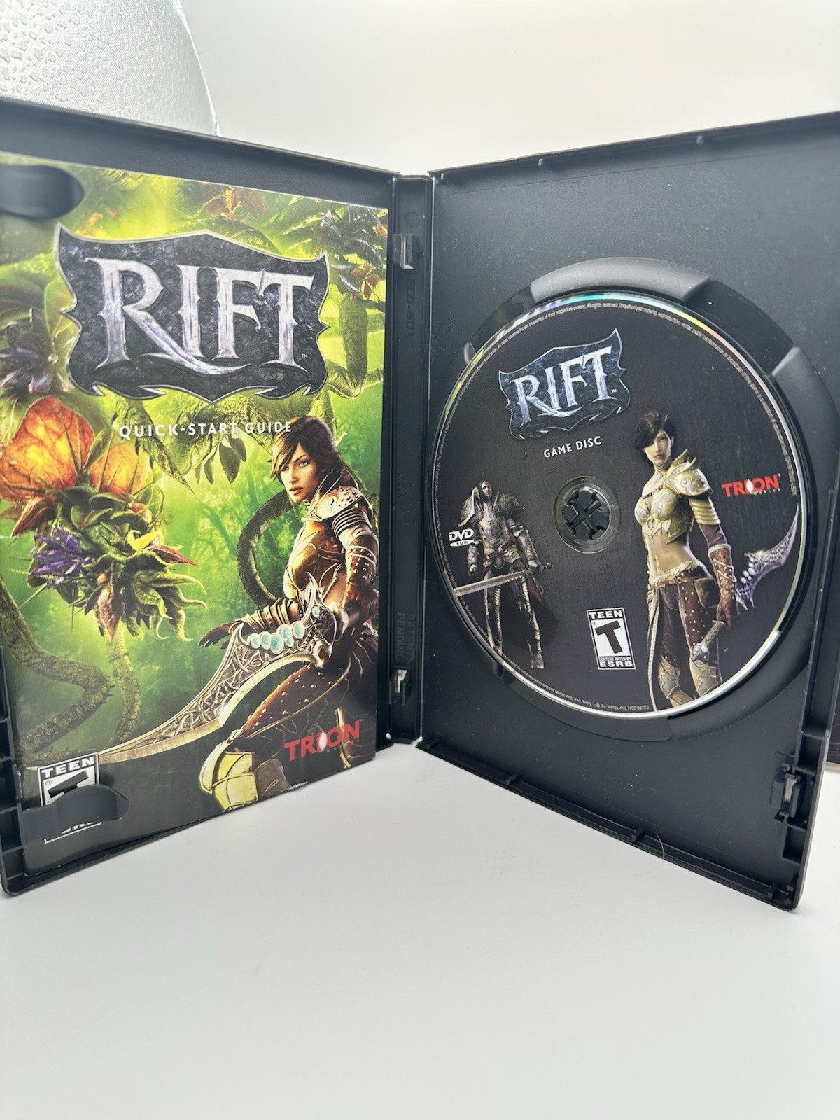 RIFT PC 2011 COMPUTER GAME for PC Complete