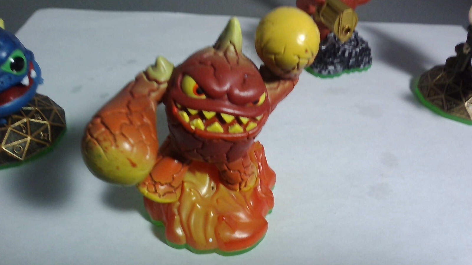 Skylanders: Spyro’s Adventure: Spyro Series 1: 8 PIECES
