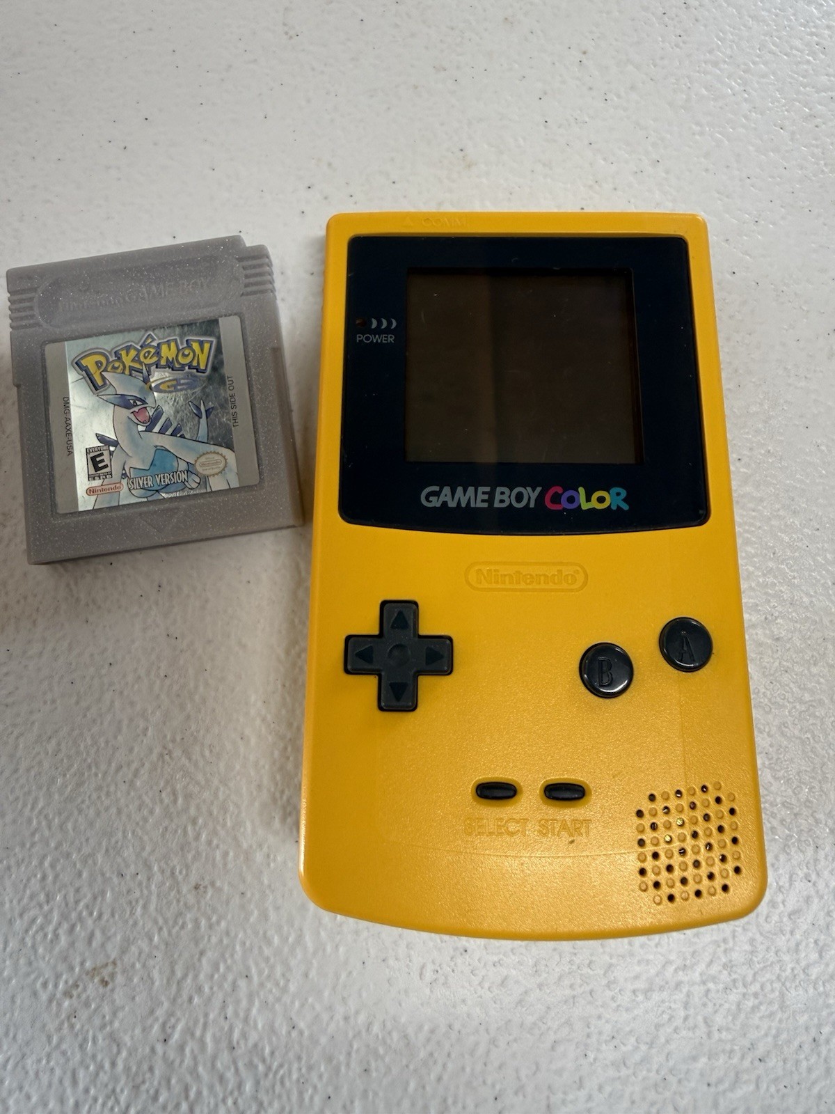 Nintendo Game Boy Color Yellow Console and Pokemon Silver TESTED