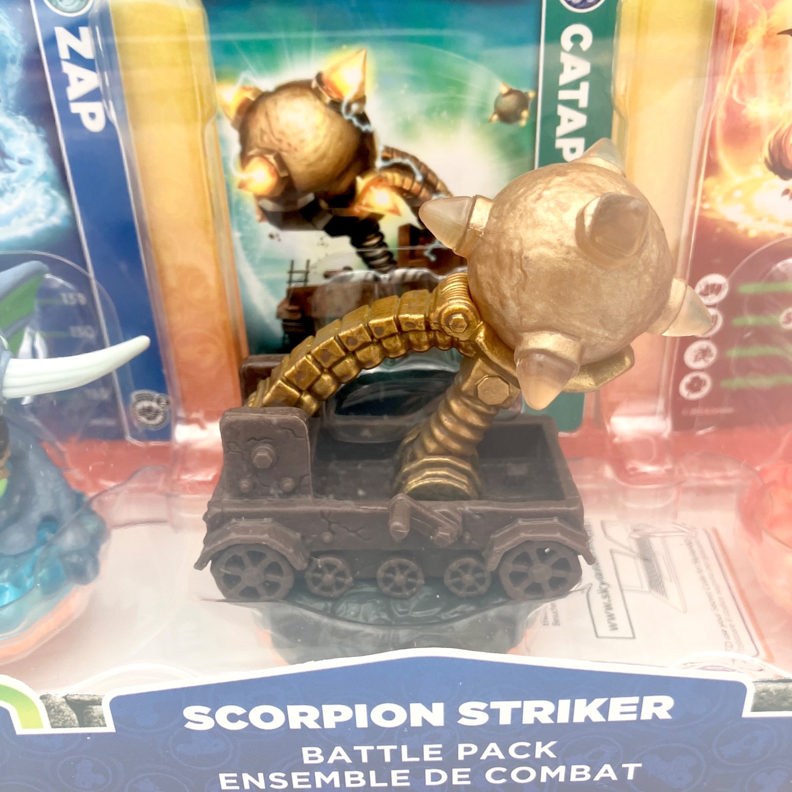 Skylanders Giants Scorpion Striker Battle Pack Zap Hot Dog NEW SEALED