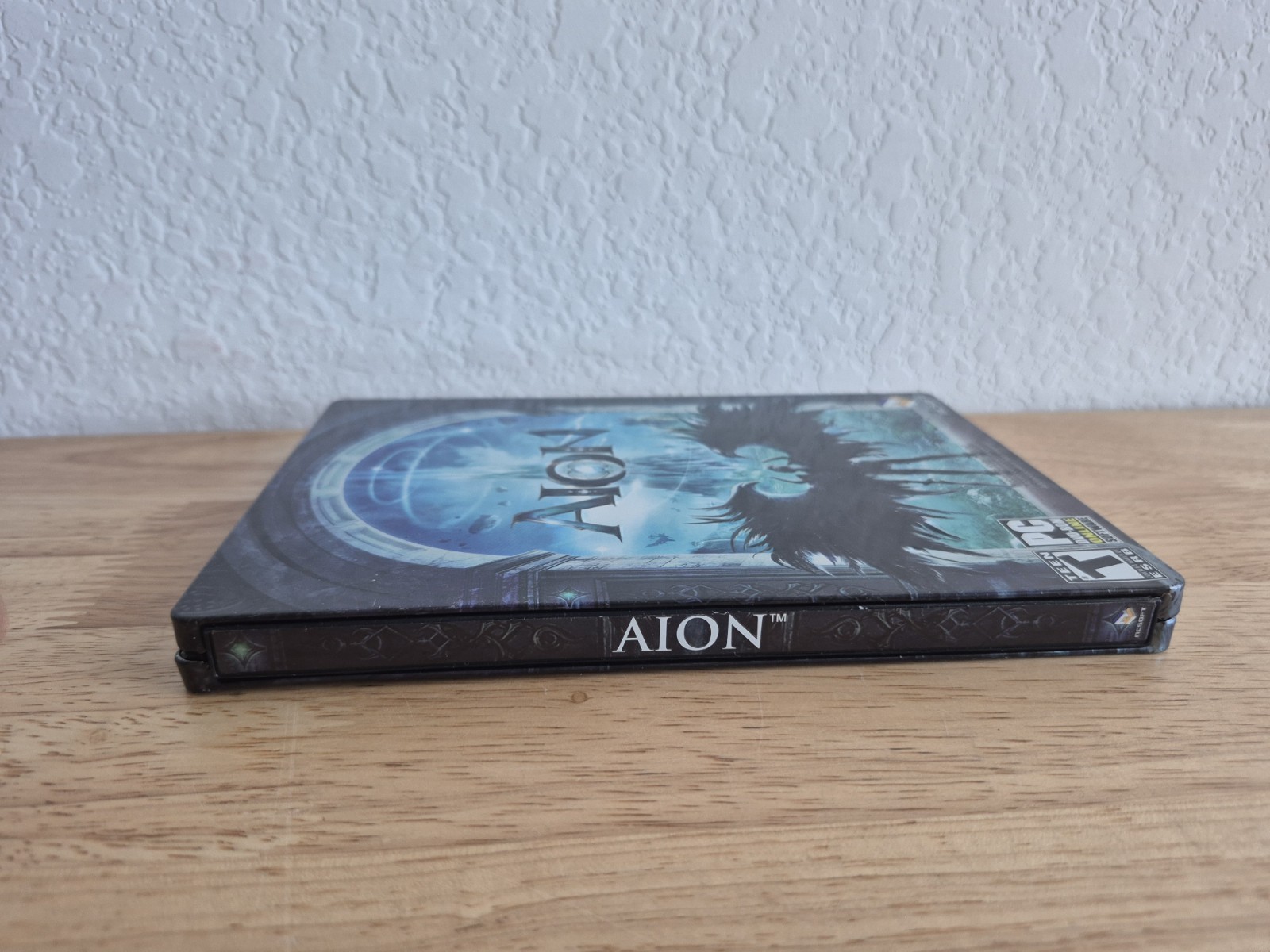 Aion (PC 2009 DVD-ROM 2-Disc STEELBOOK) Complete MMORPG Strategy Adventure Game