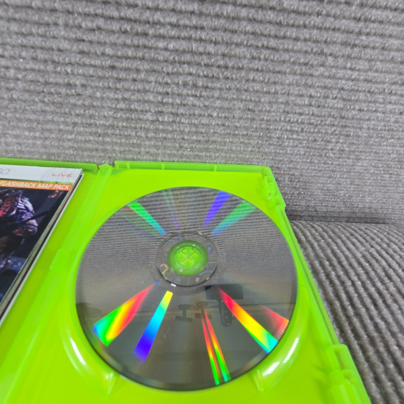 Microsoft Gears of War 2 Xbox 360 Green Complete Third-Person Shooter Video Game