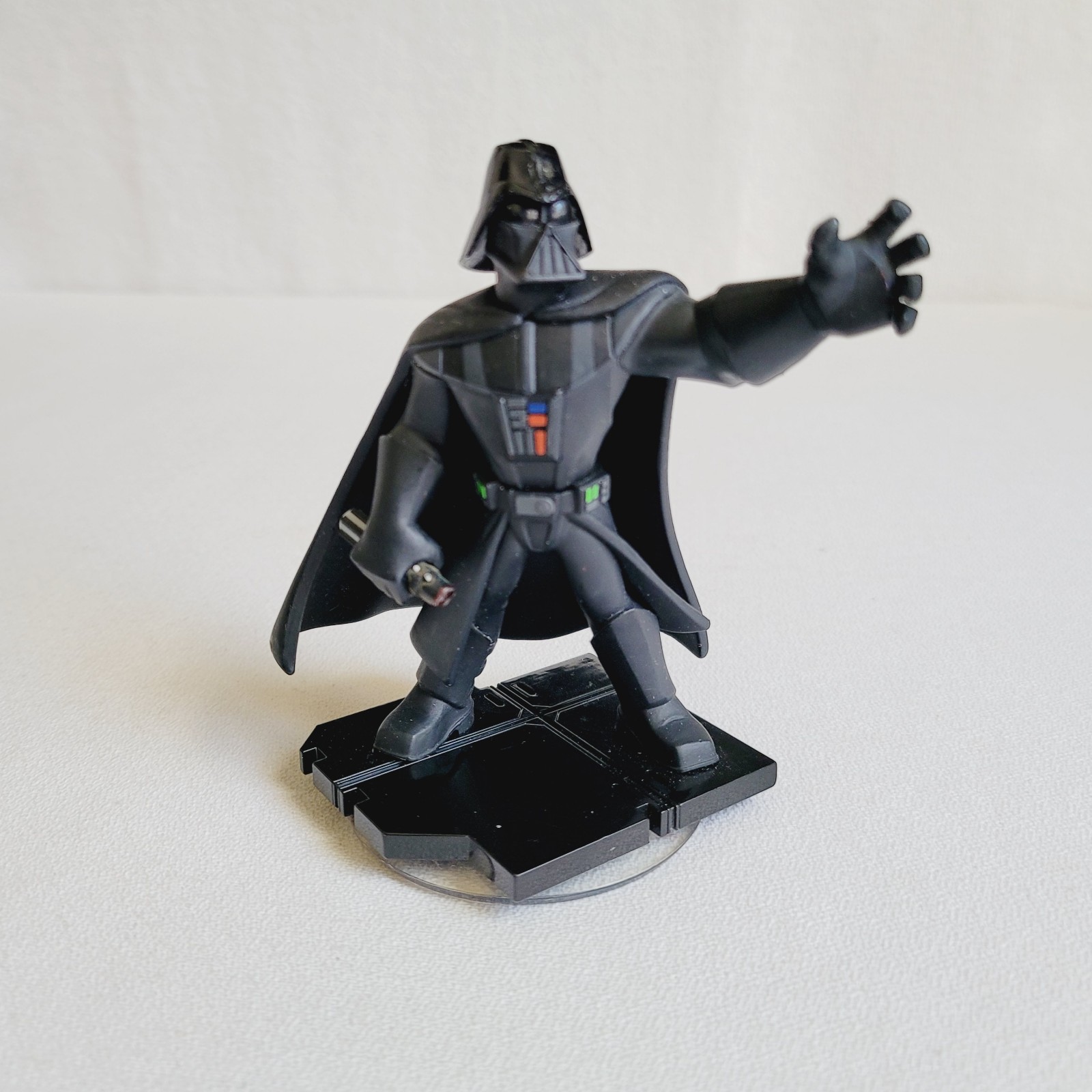 Disney Infinity 2.0 Hulk & Capt. America & 3.0 Darth Vader (no lightsaber; wear)