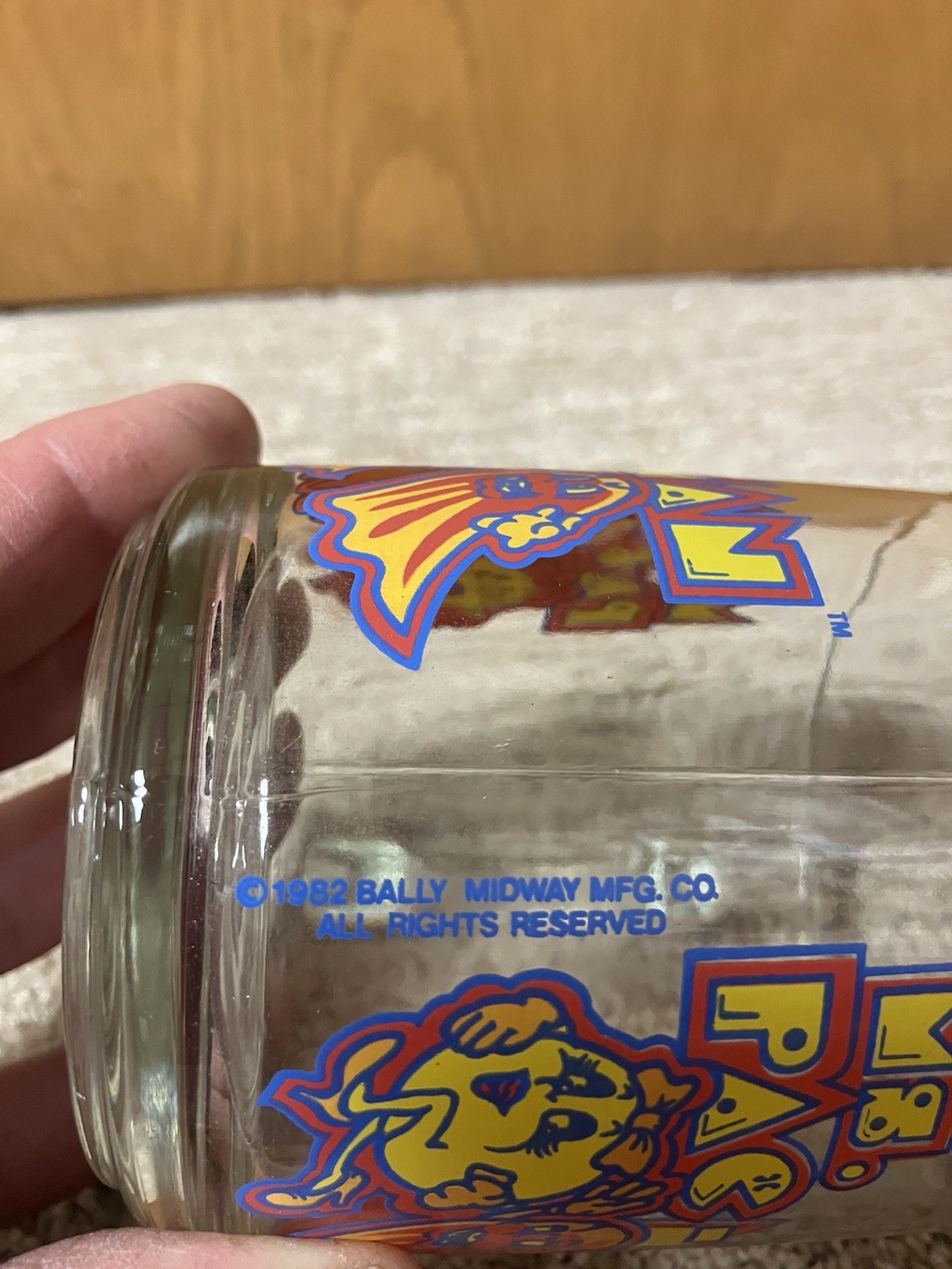 HTF MS. PAC-MAN 3 1/2″ CLEAR GLASS COFFEE MUG ARCADE GAME 1982 BALLY MIDWAY NICE