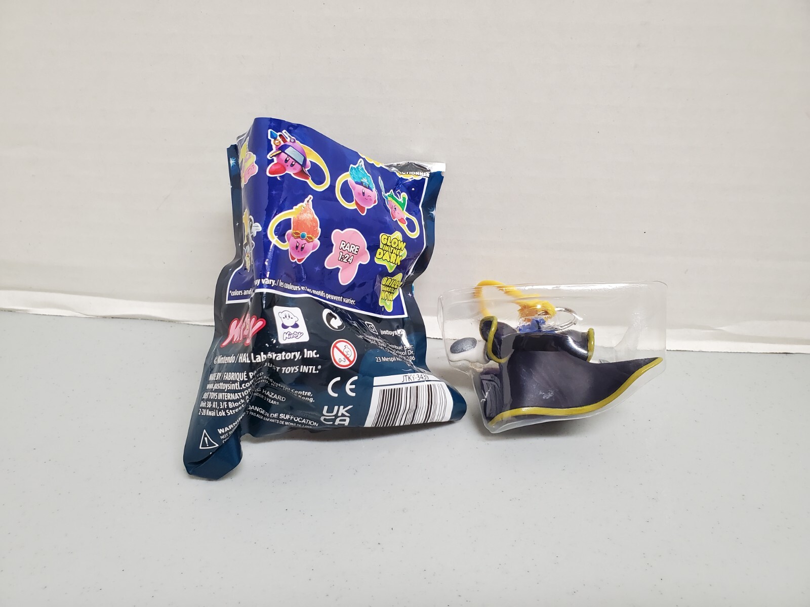 Kirby Backpack Clip Hanger Glow In The Dark META KNIGHT Series 3 Figure GITD NEW