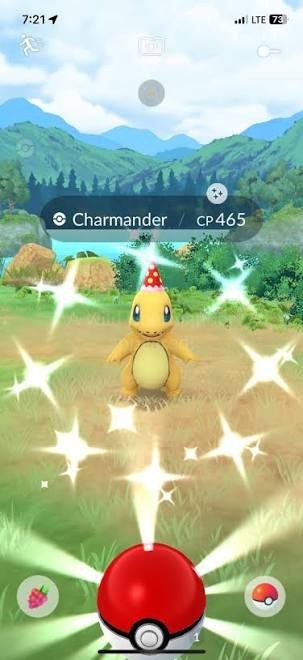 Pokemon GO – Shiny Party Hat Charmander