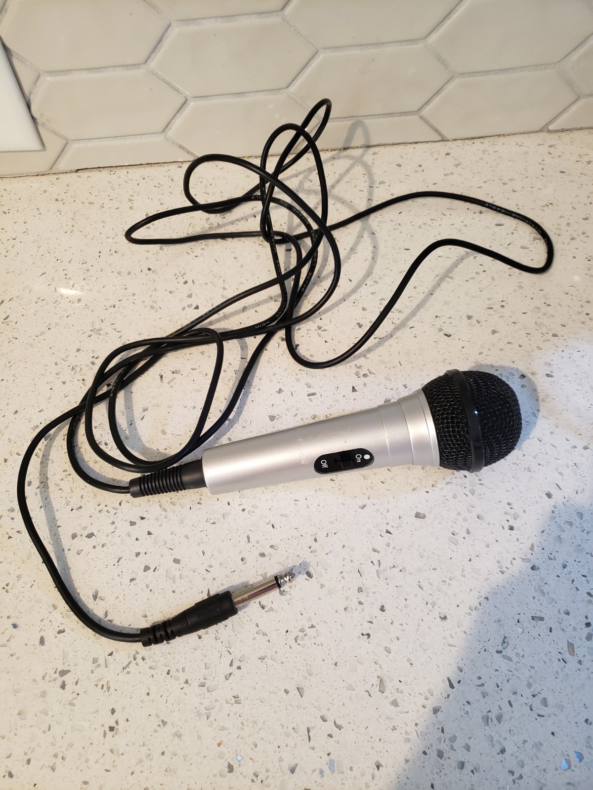 Silver &Black Wired Handheld Micrphone Mic Microphone 15′ Cord