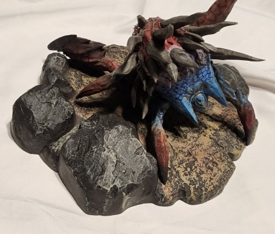 Defiance Hellbug Figure 2013 Limited Edition Statue Trion PlayStation