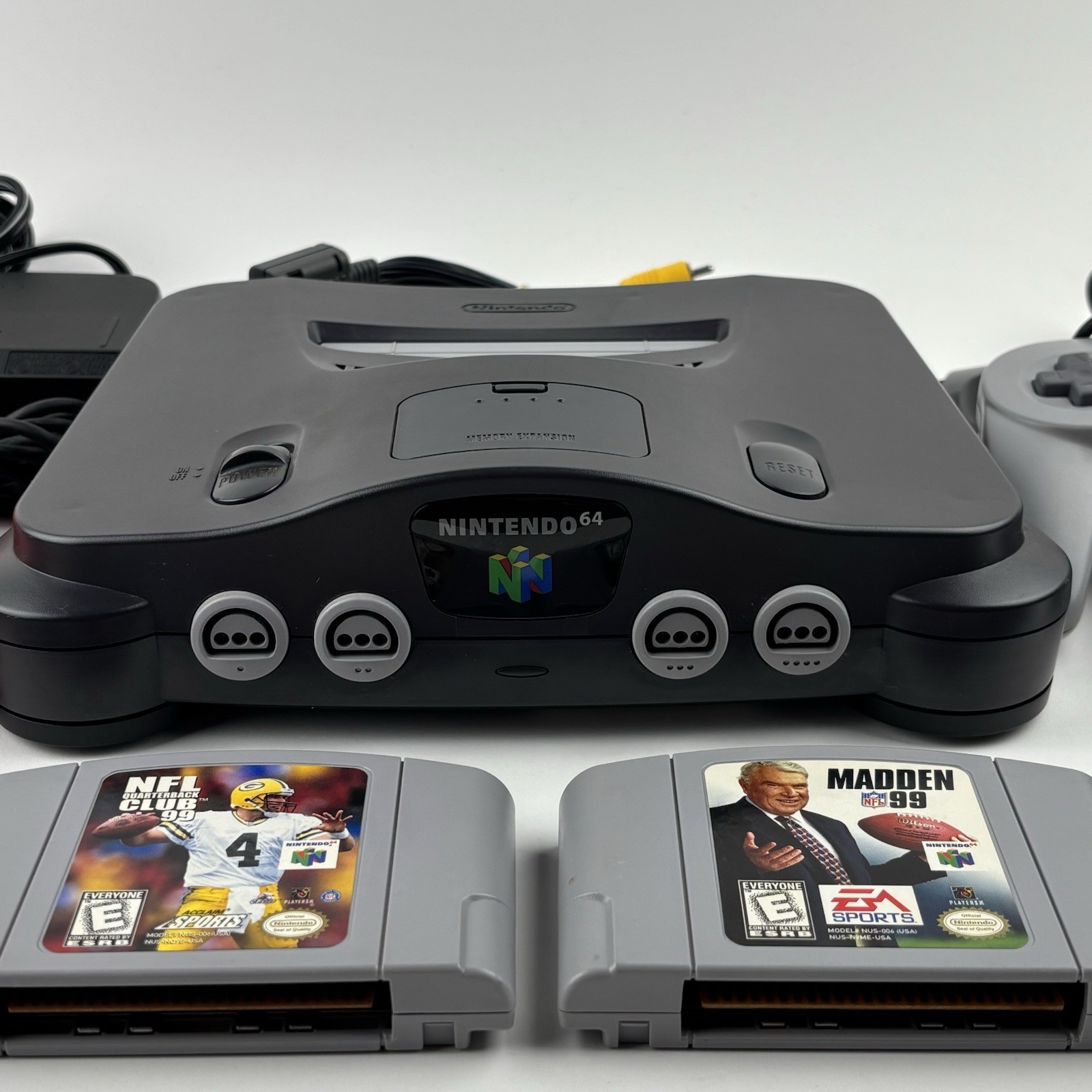 Nintendo 64 N64 Black Console Bundle With 2 Controllers 4 Games Tested Working