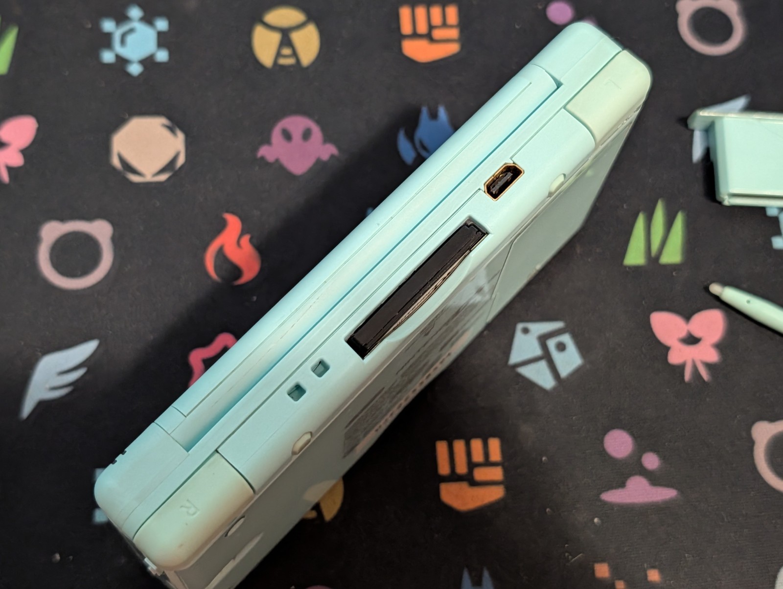 Nintendo DS Lite Teal Blue w/Charger – Tested & Working – A067