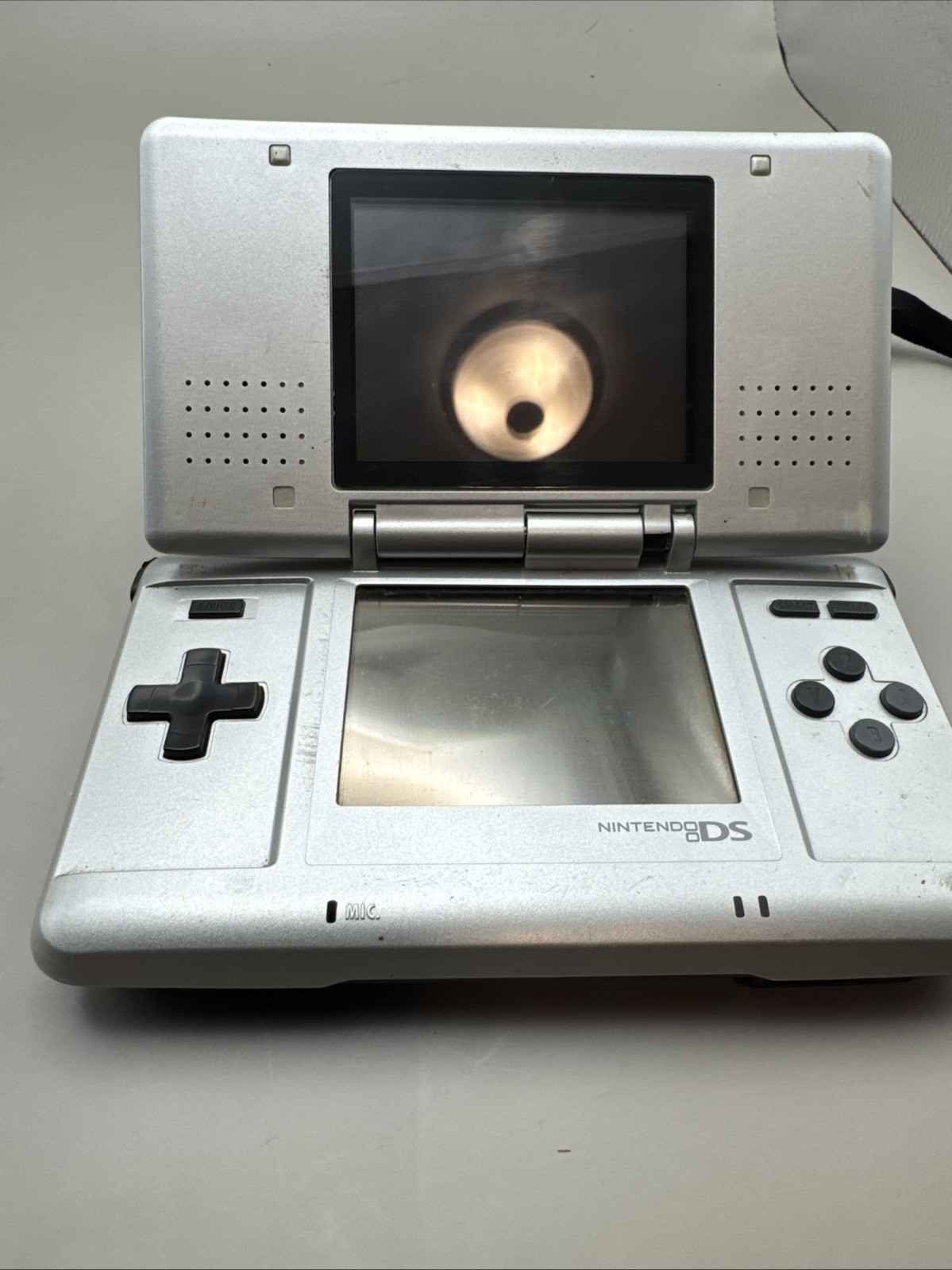Nintendo DS Silver System Tested & Working – Fat Original – Cracked Hinge