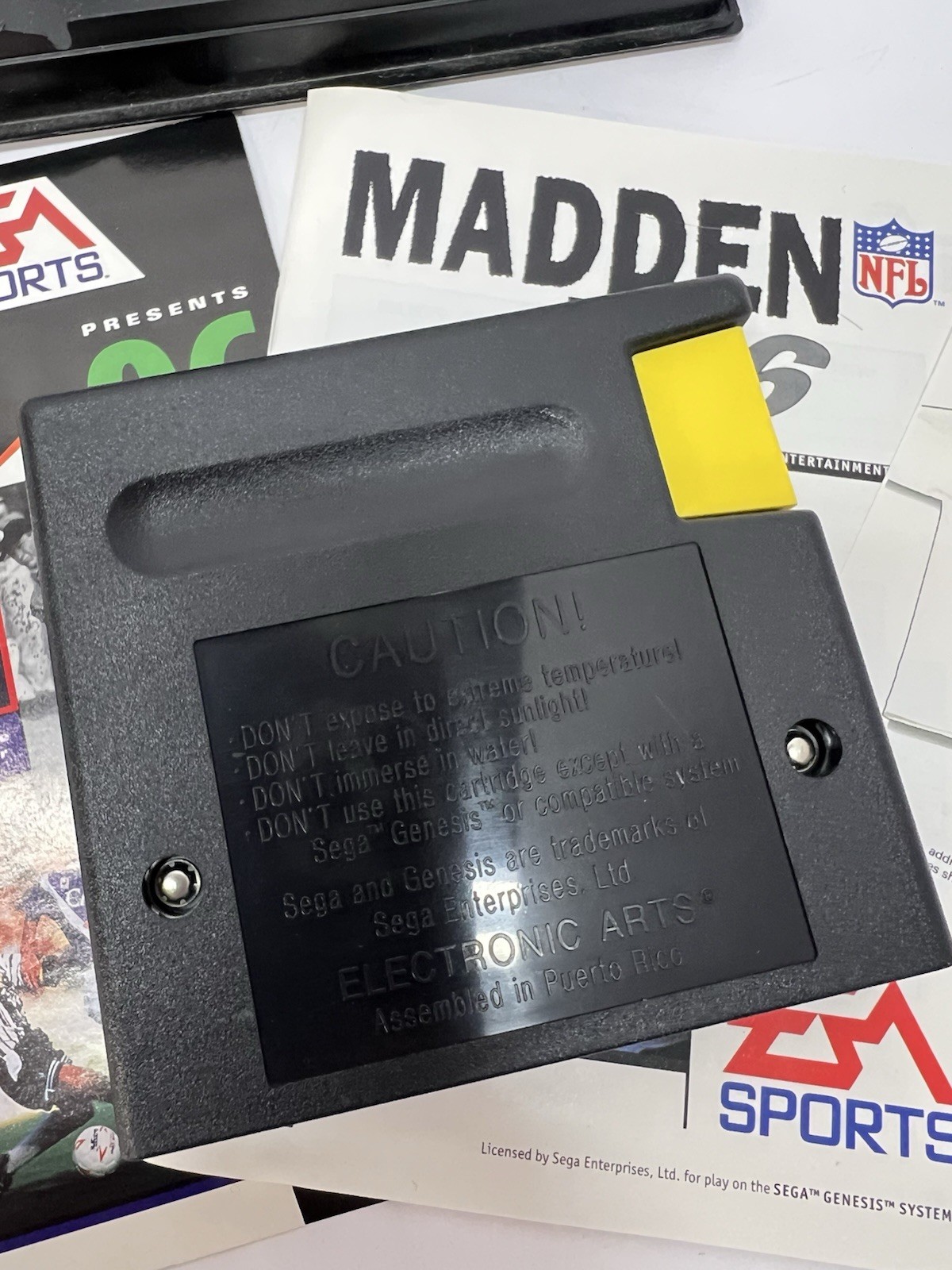 Madden NFL 96(Sega Genesis, 1995) With Manual And Promo Booklets EA Sports