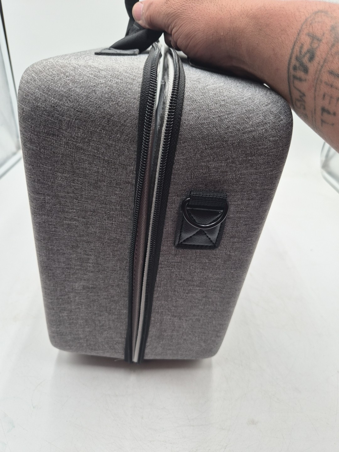 Hard Shell Carrying Case for PS5, PS5 Pro, 16″ x 11″ x 7″, Light Grey New